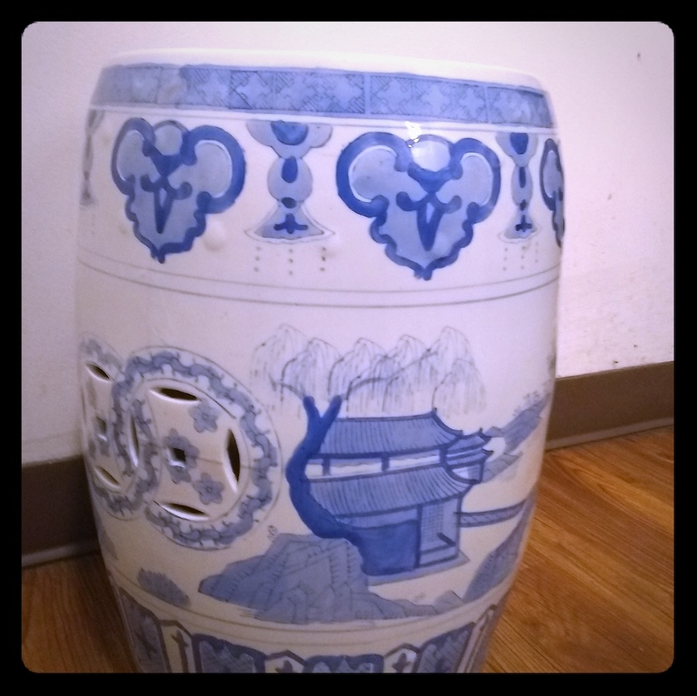 Gr garden stool